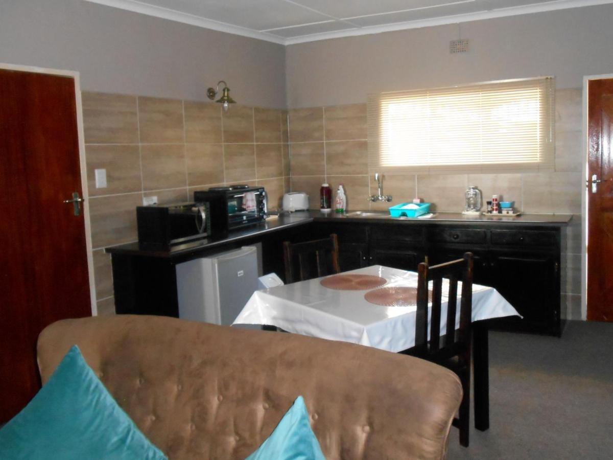 Obesa Lodge Graaff-Reinet Екстериор снимка