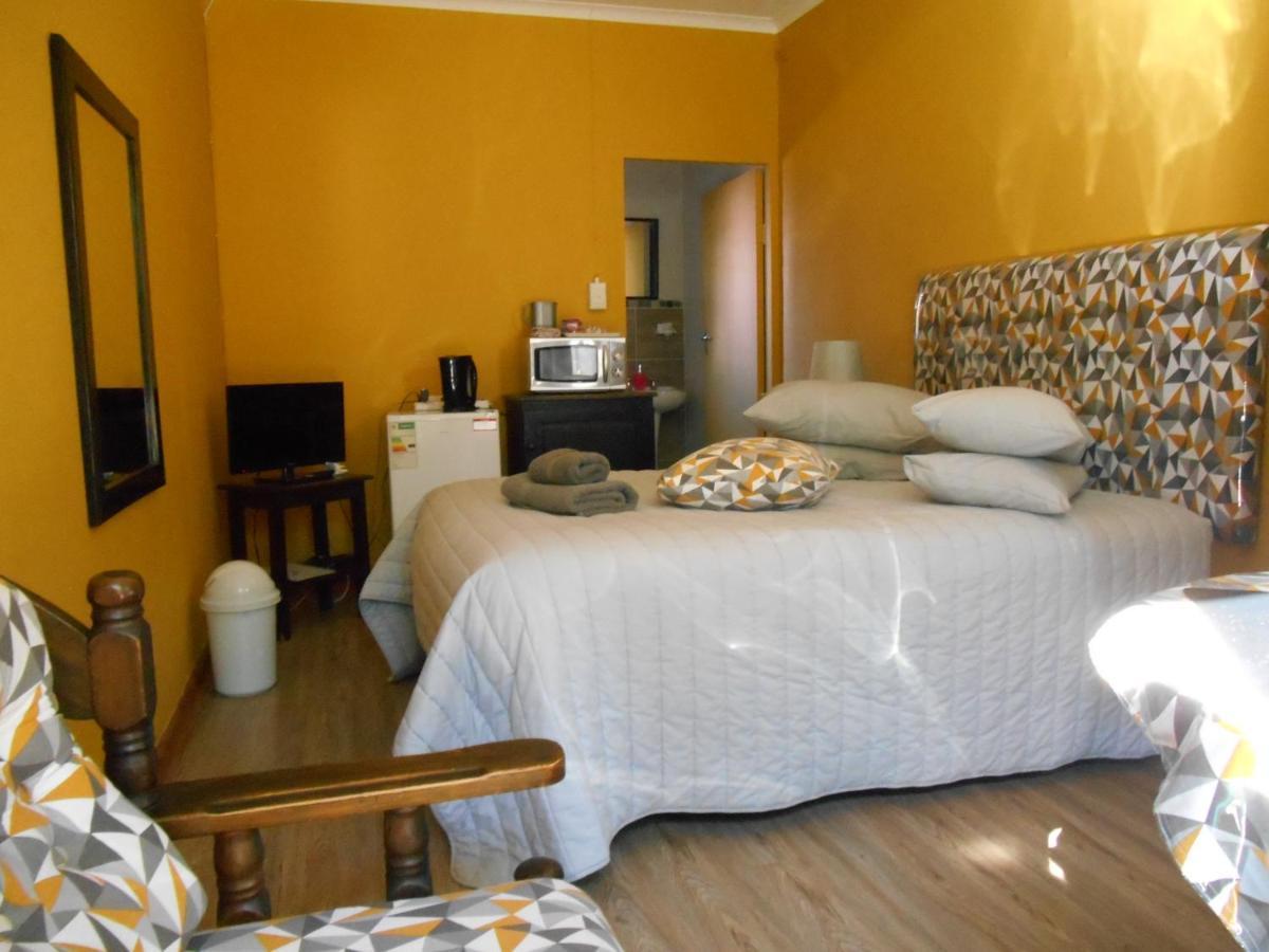 Obesa Lodge Graaff-Reinet Екстериор снимка