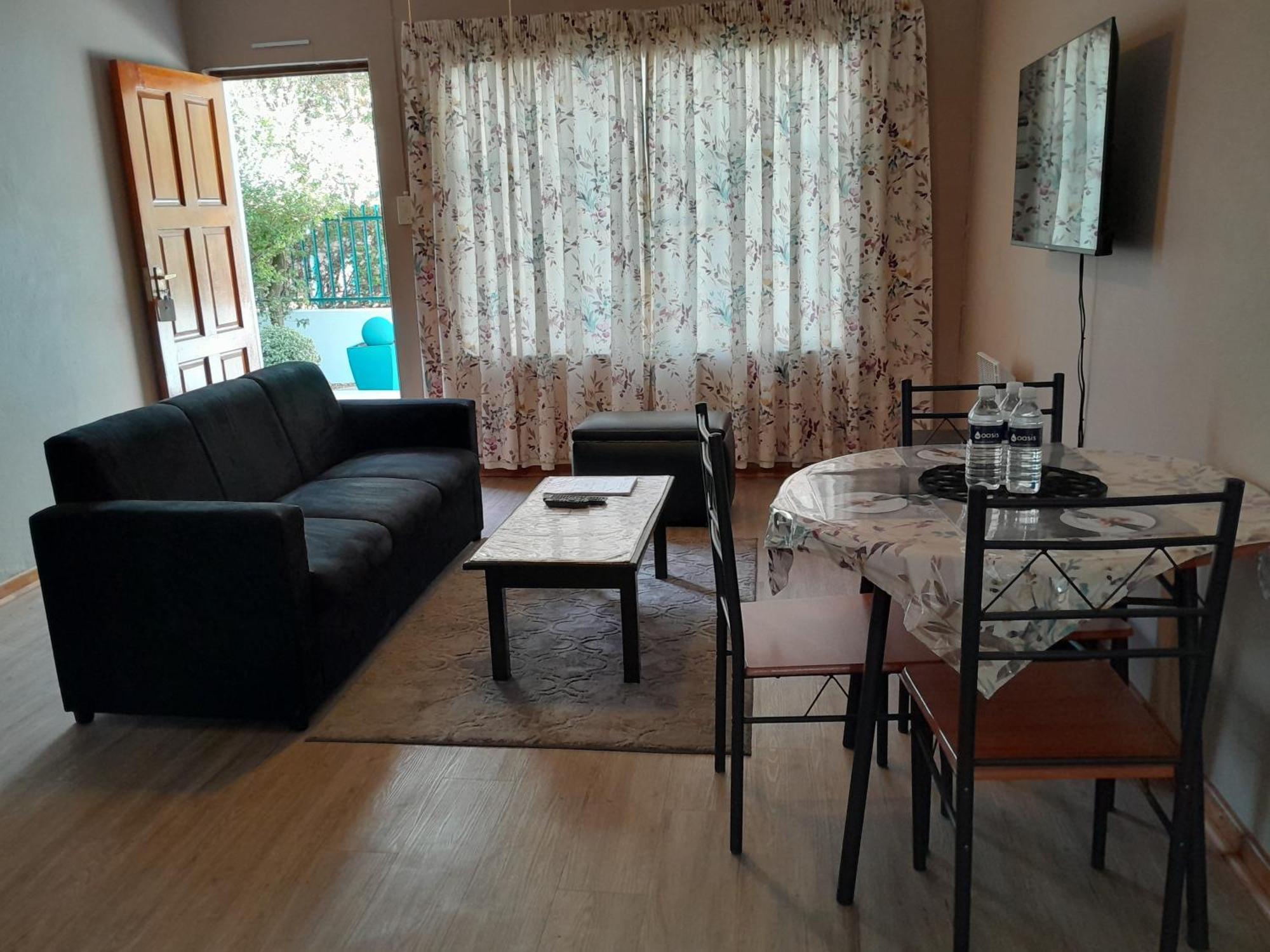 Obesa Lodge Graaff-Reinet Екстериор снимка
