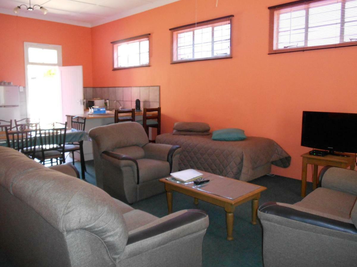 Obesa Lodge Graaff-Reinet Екстериор снимка
